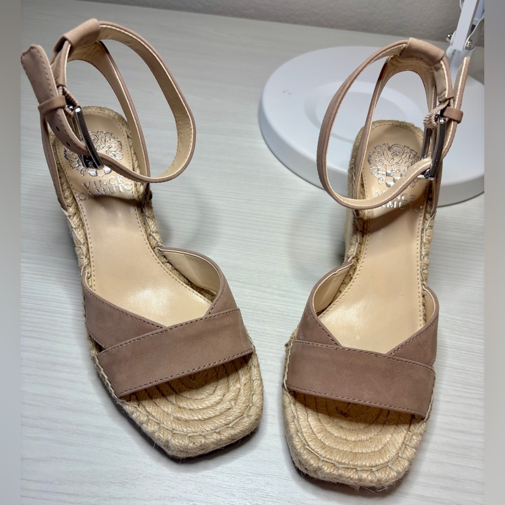 Vince Camuto Meehan Tan Espadrille Wedges size 5.5 36